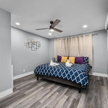 Modern 2Br City Center Getaway With Free Park Houston Exteriör bild
