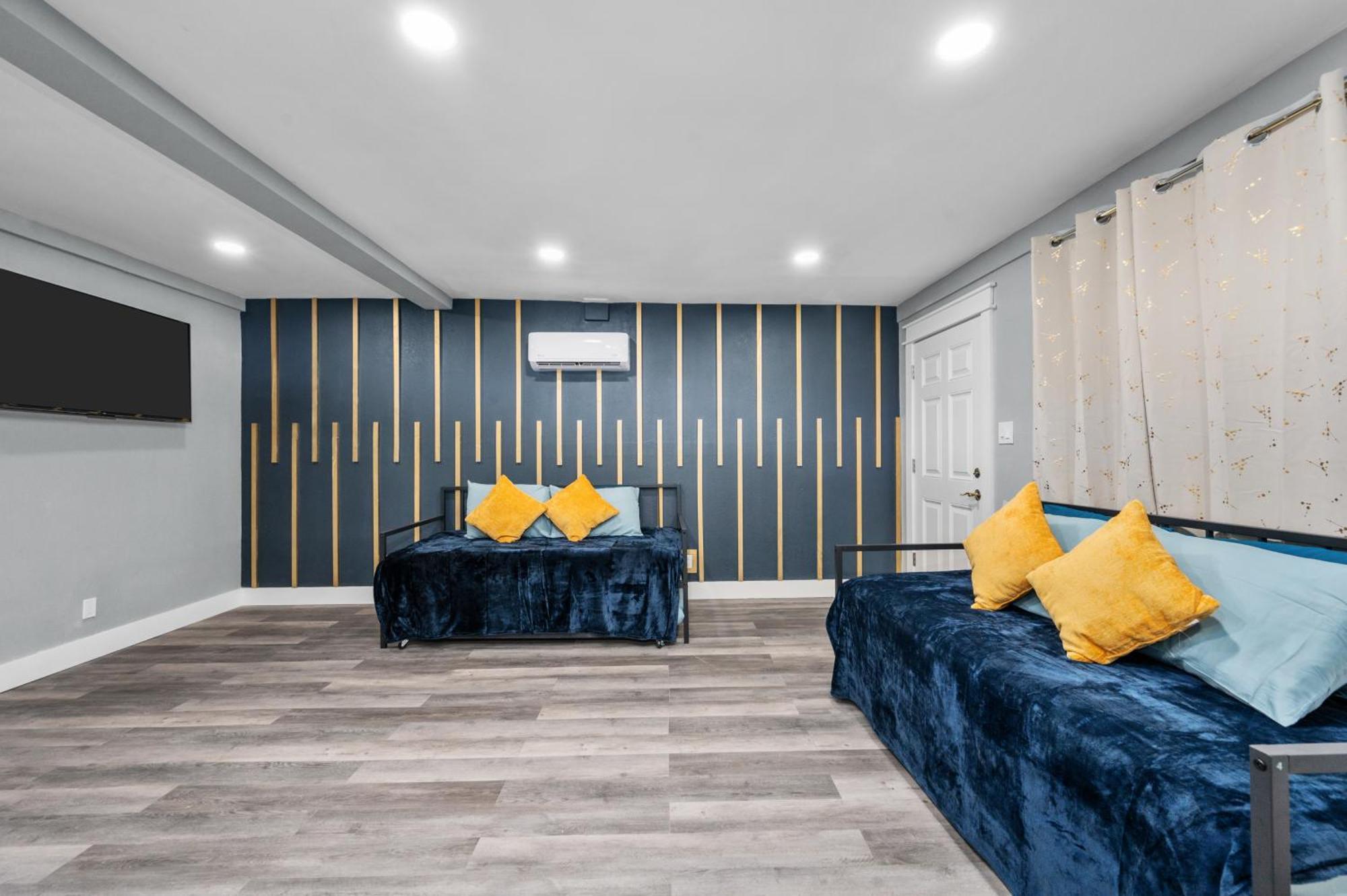 Modern 2Br City Center Getaway With Free Park Houston Exteriör bild