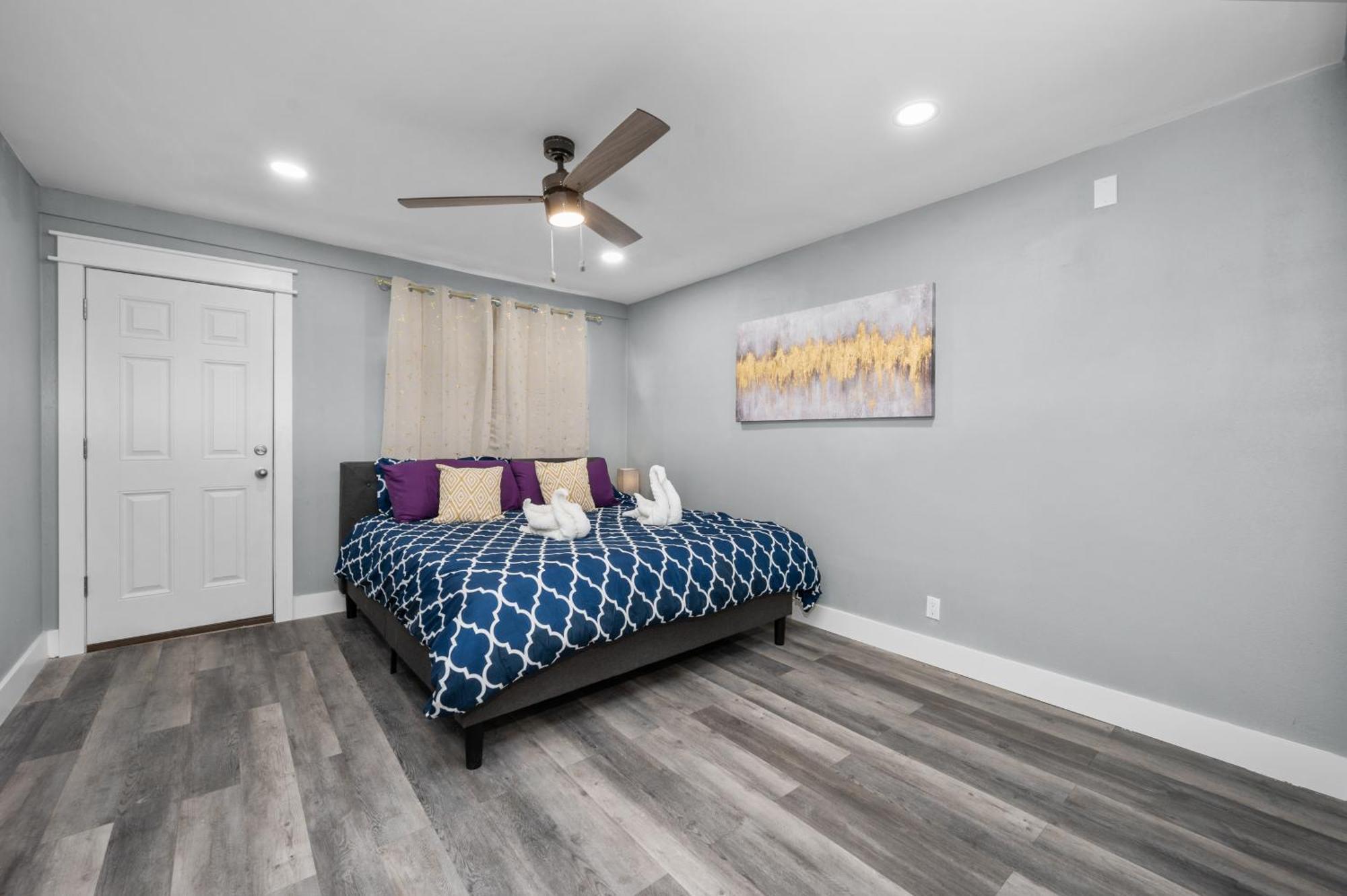 Modern 2Br City Center Getaway With Free Park Houston Exteriör bild