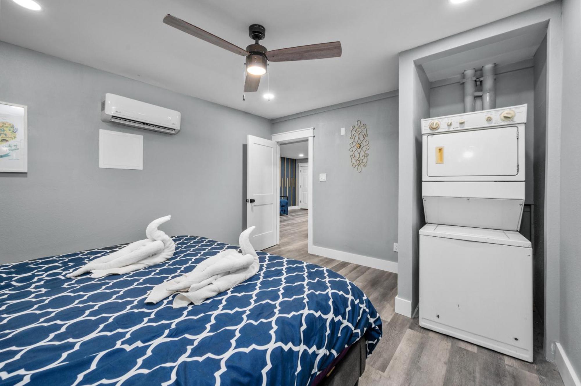 Modern 2Br City Center Getaway With Free Park Houston Exteriör bild