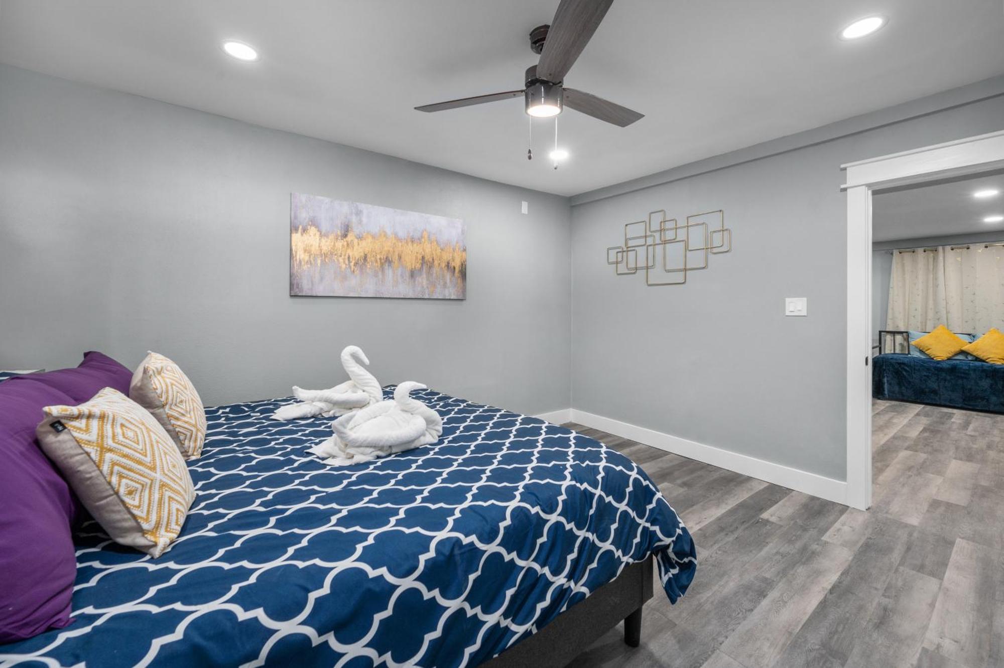 Modern 2Br City Center Getaway With Free Park Houston Exteriör bild
