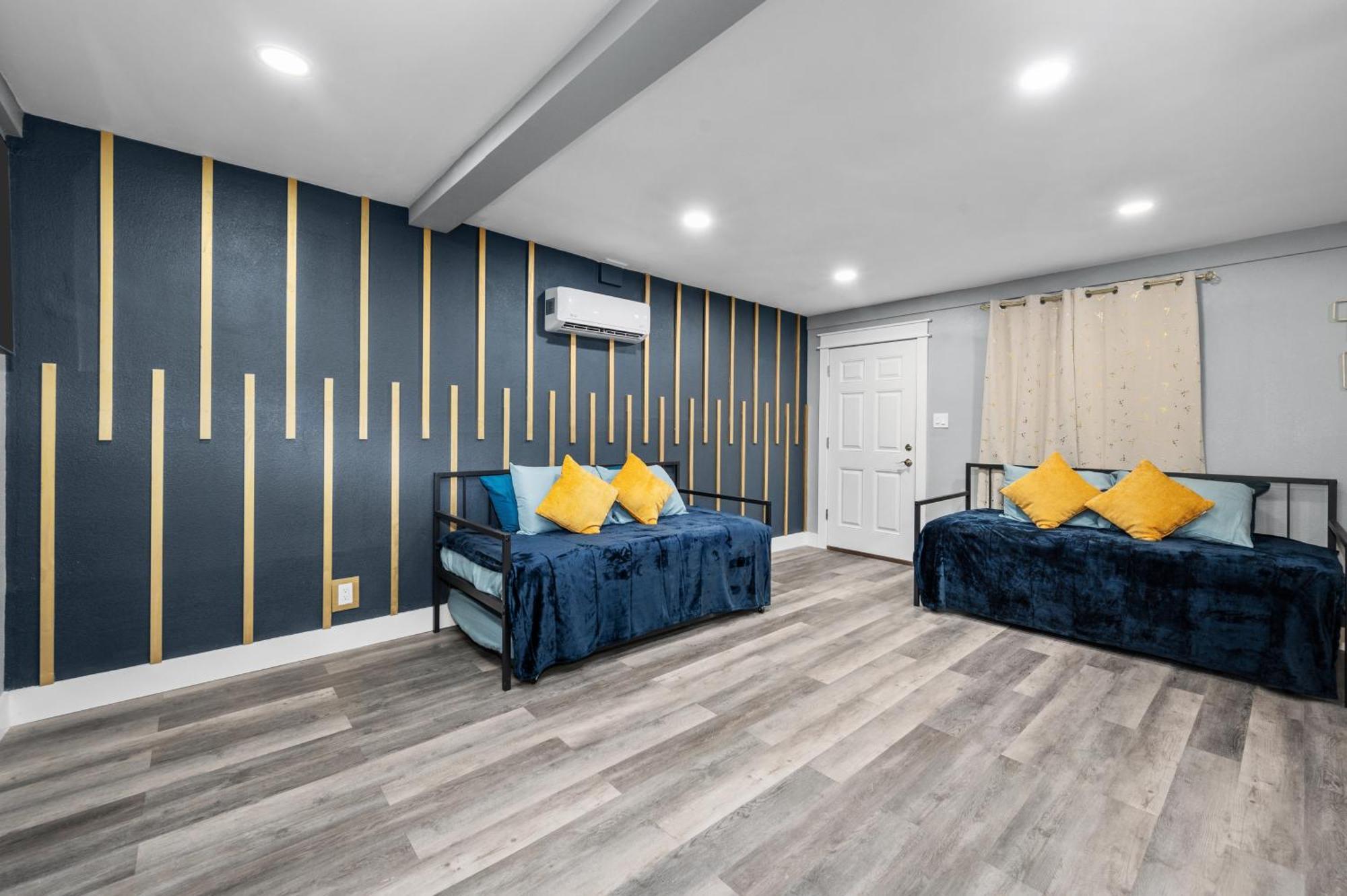 Modern 2Br City Center Getaway With Free Park Houston Exteriör bild