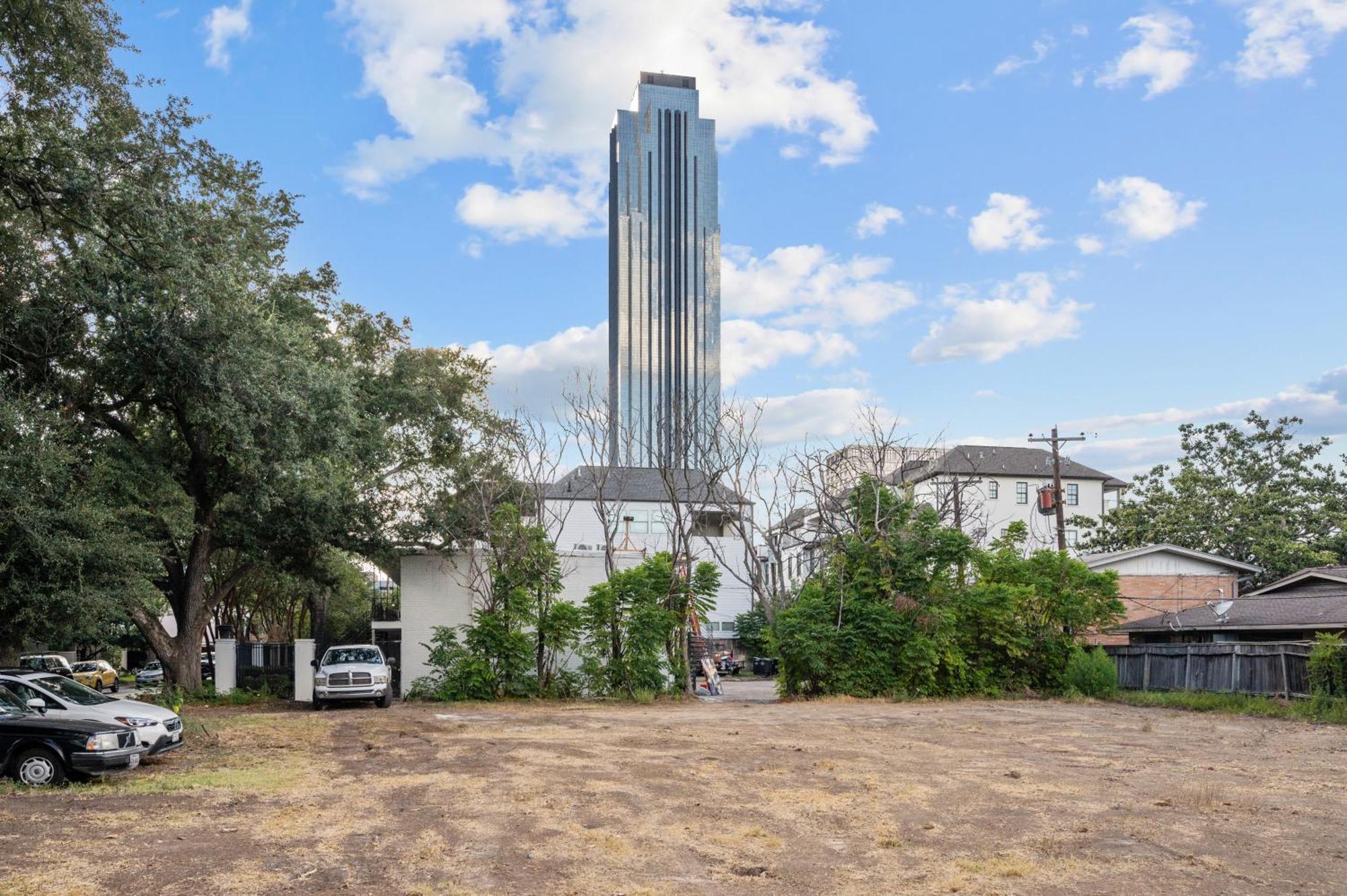 Modern 2Br City Center Getaway With Free Park Houston Exteriör bild